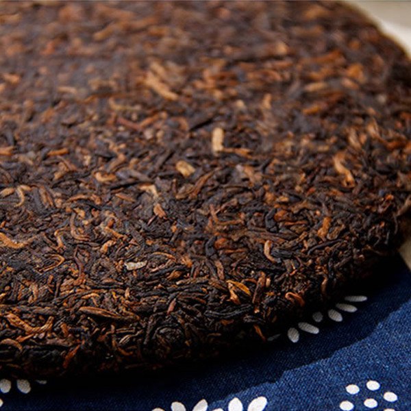 Шу пуер Chun Pu Nong Jia 2015 год 100г